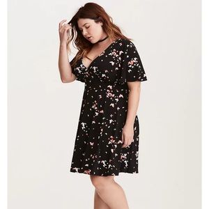 Torrid Butterfly V-Neck Flutter dress 3X